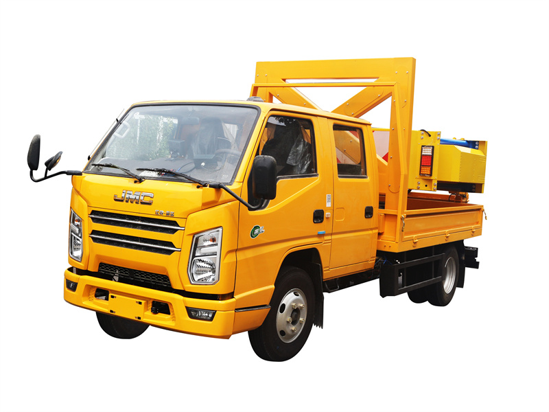防撞緩沖車.jpg